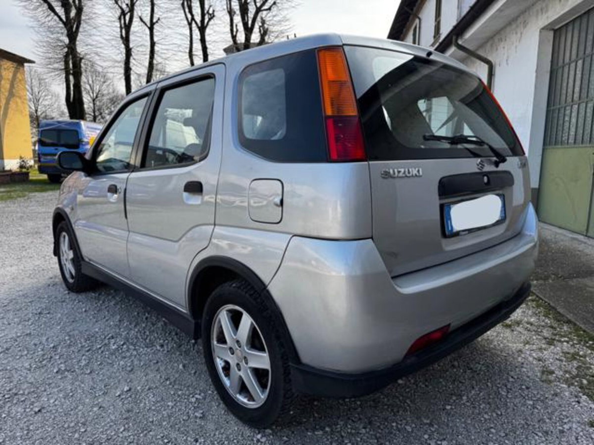Suzuki Ignis 1.3 16V cat Deluxe (6)