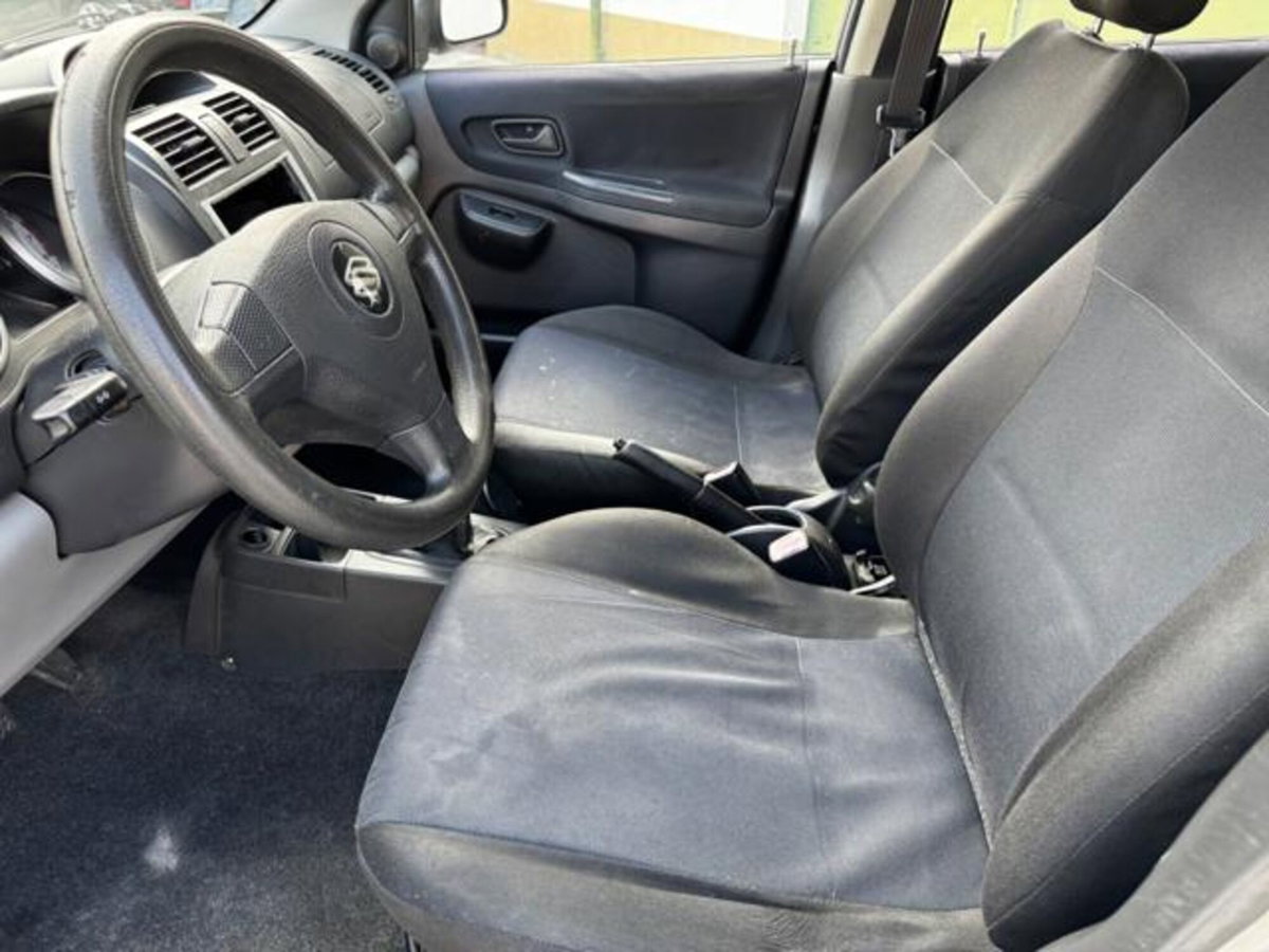 Suzuki Ignis 1.3 16V cat Deluxe (8)