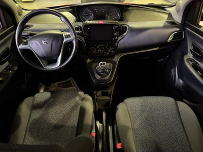 Lancia Ypsilon 1.0 FireFly 5 porte S&S Hybrid Gold Plus (11)