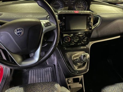 Lancia Ypsilon 1.0 FireFly 5 porte S&S Hybrid Gold Plus (13)