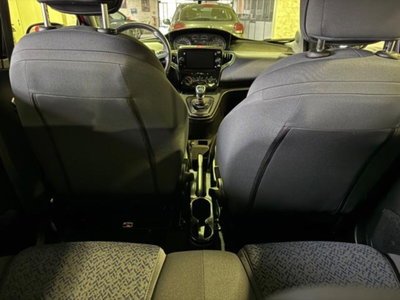 Lancia Ypsilon 1.0 FireFly 5 porte S&S Hybrid Gold Plus (15)