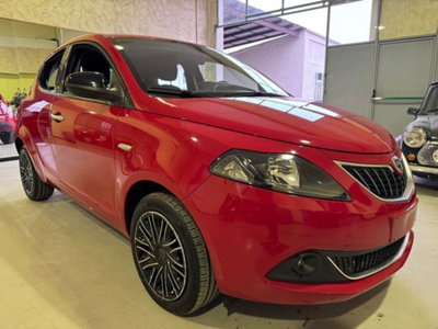 Lancia Ypsilon 1.0 FireFly 5 porte S&S Hybrid Gold Plus (3)