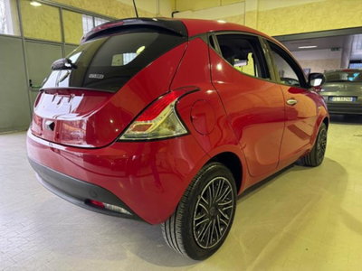 Lancia Ypsilon 1.0 FireFly 5 porte S&S Hybrid Gold Plus (4)