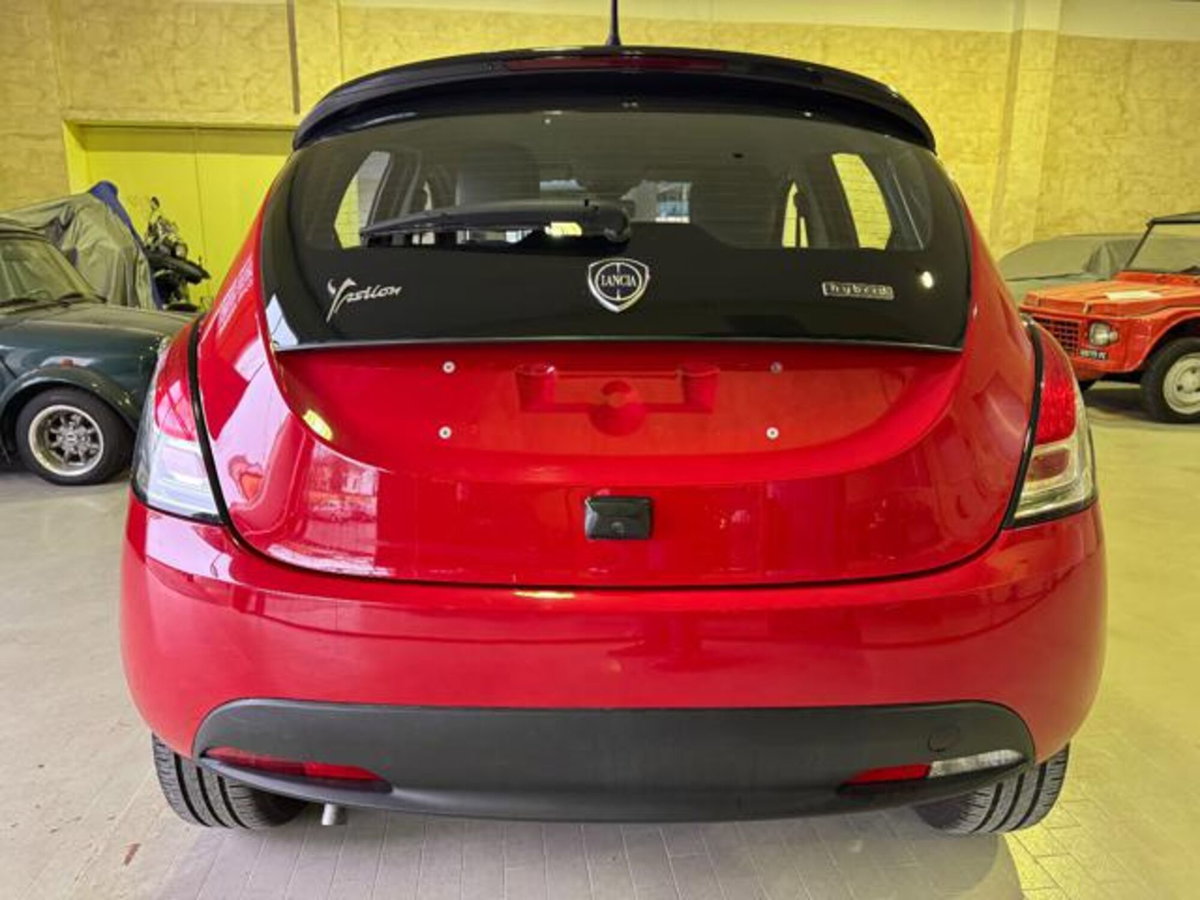 Lancia Ypsilon 1.0 FireFly 5 porte S&S Hybrid Gold Plus (5)