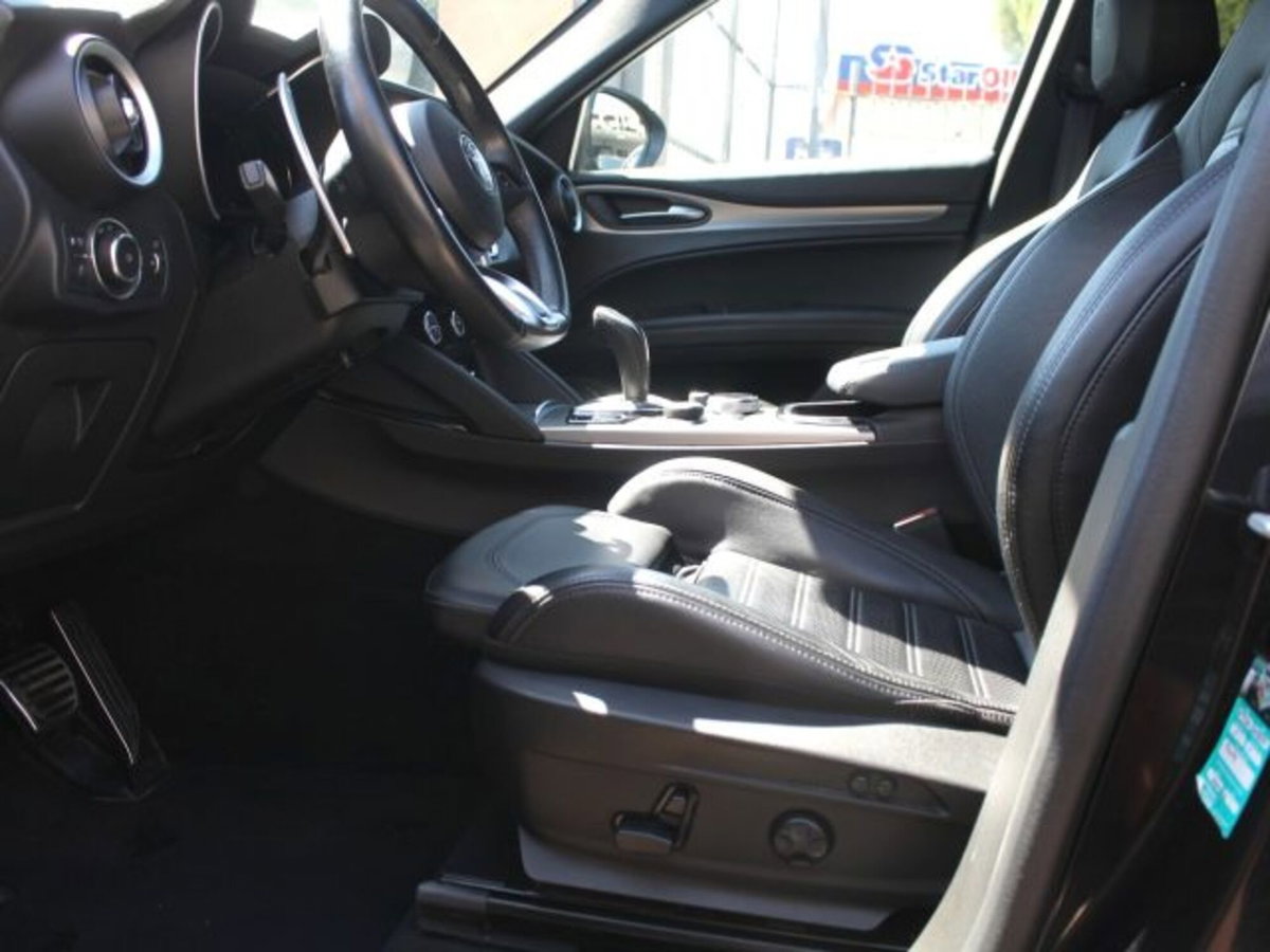Alfa Romeo Stelvio Stelvio 2.2 Turbodiesel 210 CV AT8 Q4 Veloce (16)