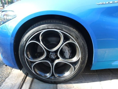 Alfa Romeo Giulia 2.2 Turbodiesel 210 CV AT8 AWD Q4 Veloce (16)