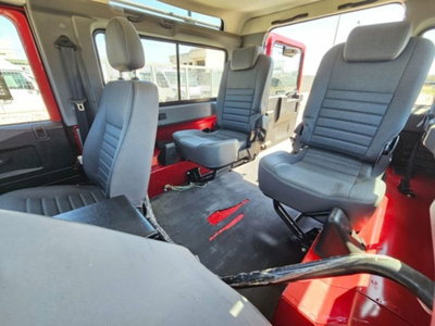 Land Rover Defender 90 2.2 TD4 Station Wagon N1 (14)