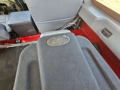 Land Rover Defender 90 2.2 TD4 Station Wagon N1 (17)