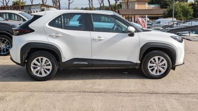 Toyota Yaris Cross Trend fwd 115cv e-cvt (4)