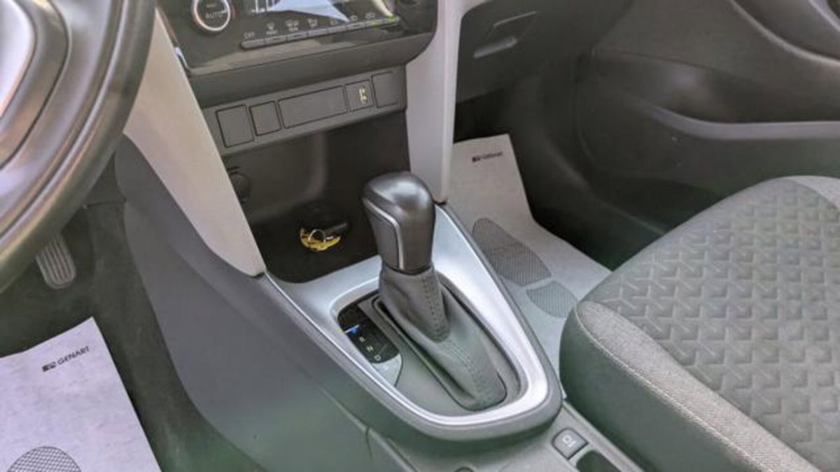 Toyota Yaris Cross 1.5 Hybrid 5p. E-CVT Premiere (12)