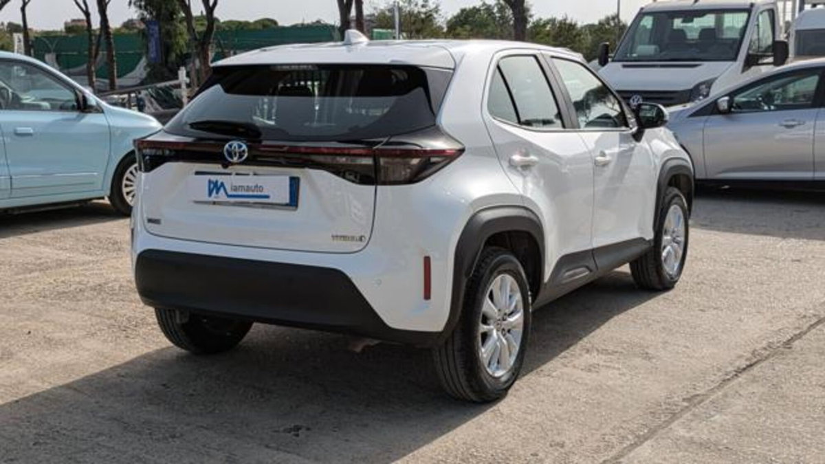 Toyota Yaris Cross 1.5 Hybrid 5p. E-CVT Premiere (5)