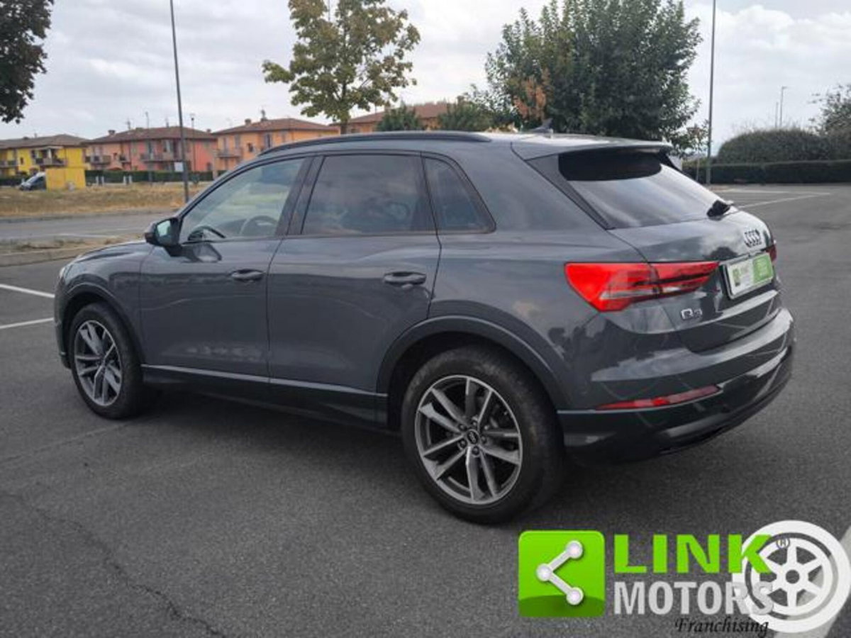 Audi Q3 40 TDI quattro S tronic Business Advanced (4)
