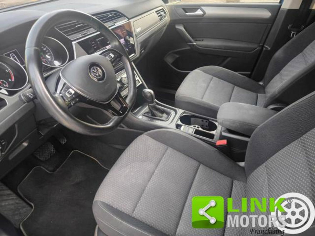 Volkswagen Touran 2.0 TDI 150 CV SCR DSG Comfortline BlueMotion Tech. (11)