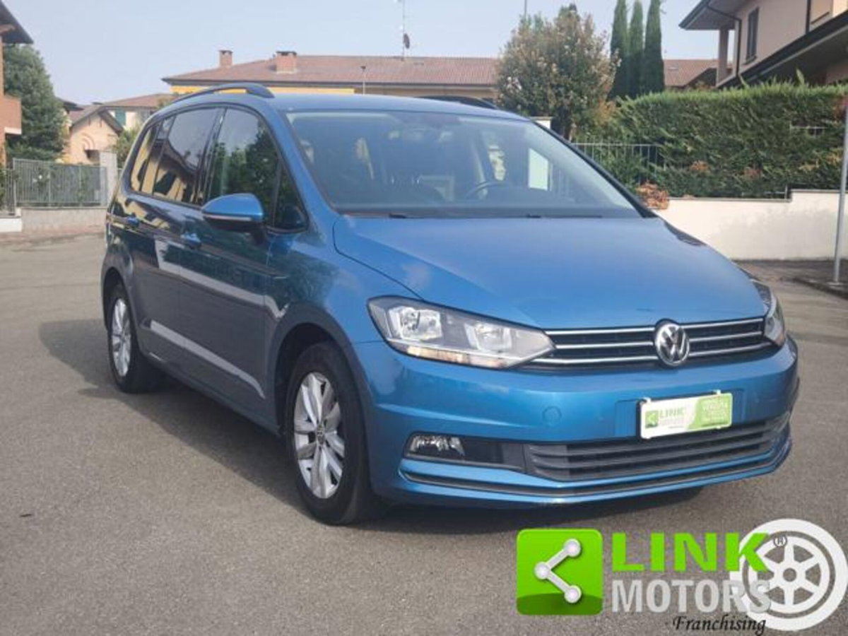 Volkswagen Touran 2.0 TDI 150 CV SCR DSG Comfortline BlueMotion Tech. (15)