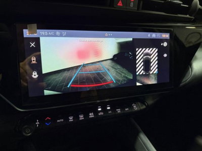 Alfa Romeo Junior 1.2 ibrida Sprint 145cv edct6 (14)