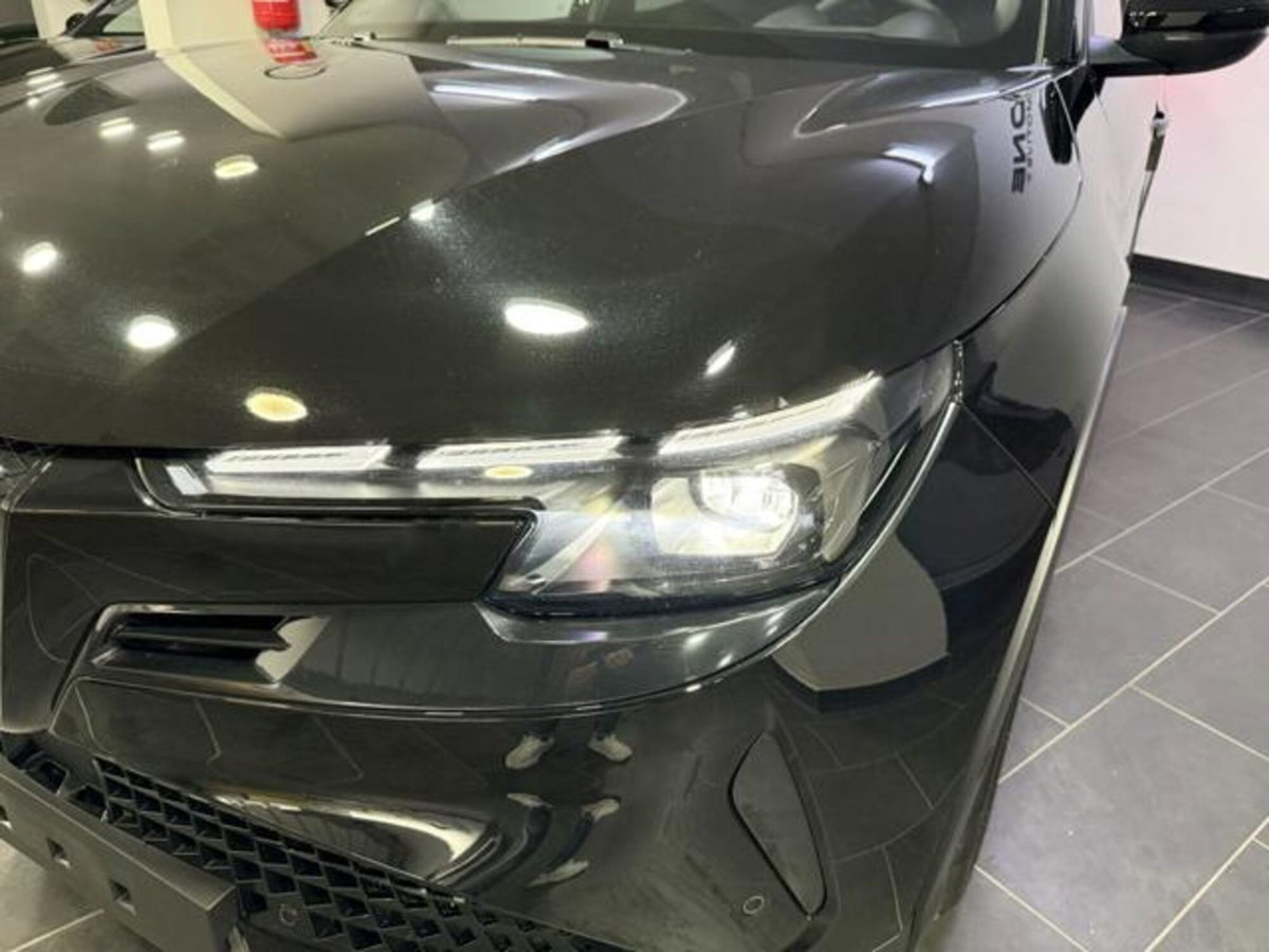 Alfa Romeo Junior 1.2 ibrida Sprint 145cv edct6 (3)