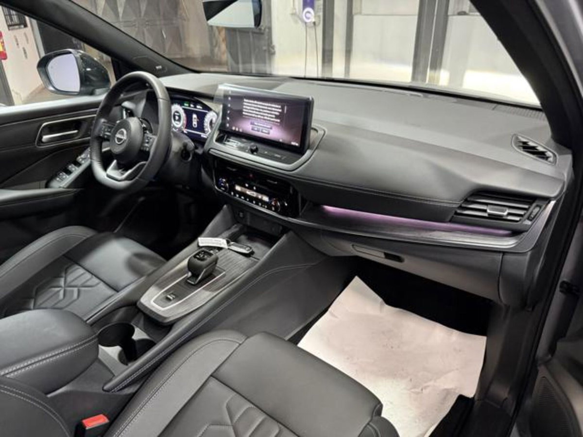 Nissan Qashqai 1.3 mhev Tekna 4wd 158cv xtronic (8)