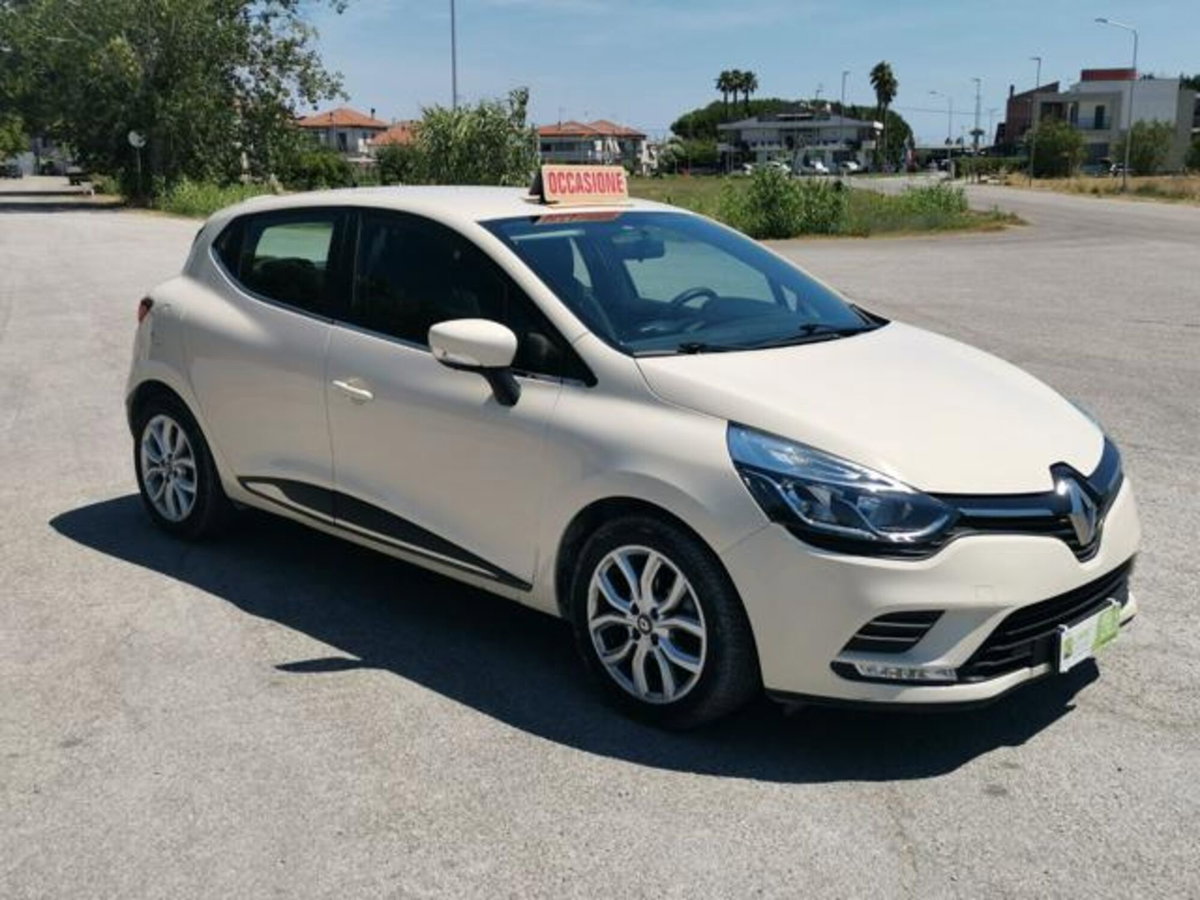 Renault Clio dCi 8V 90 CV EDC Start&Stop 5p. Energy Life (3)