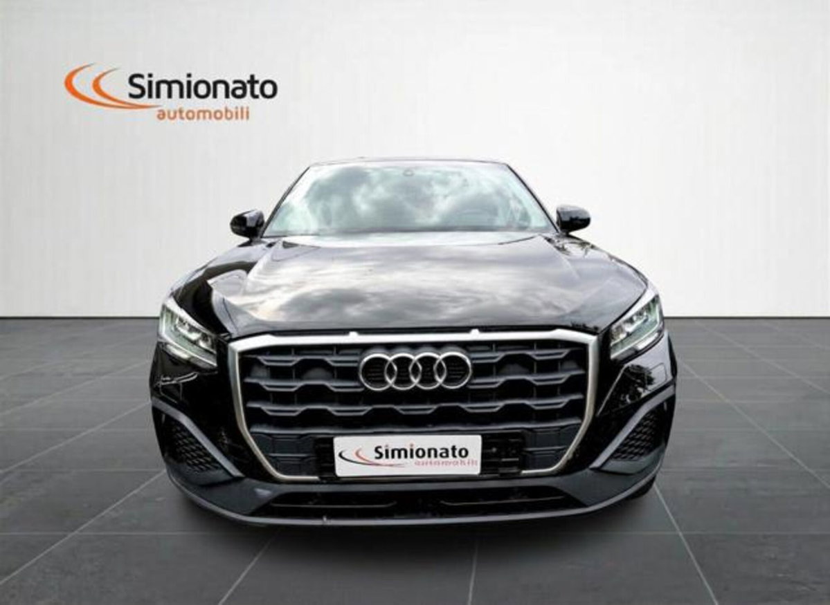 Audi Q2 Q2 30 TFSI Business (2)