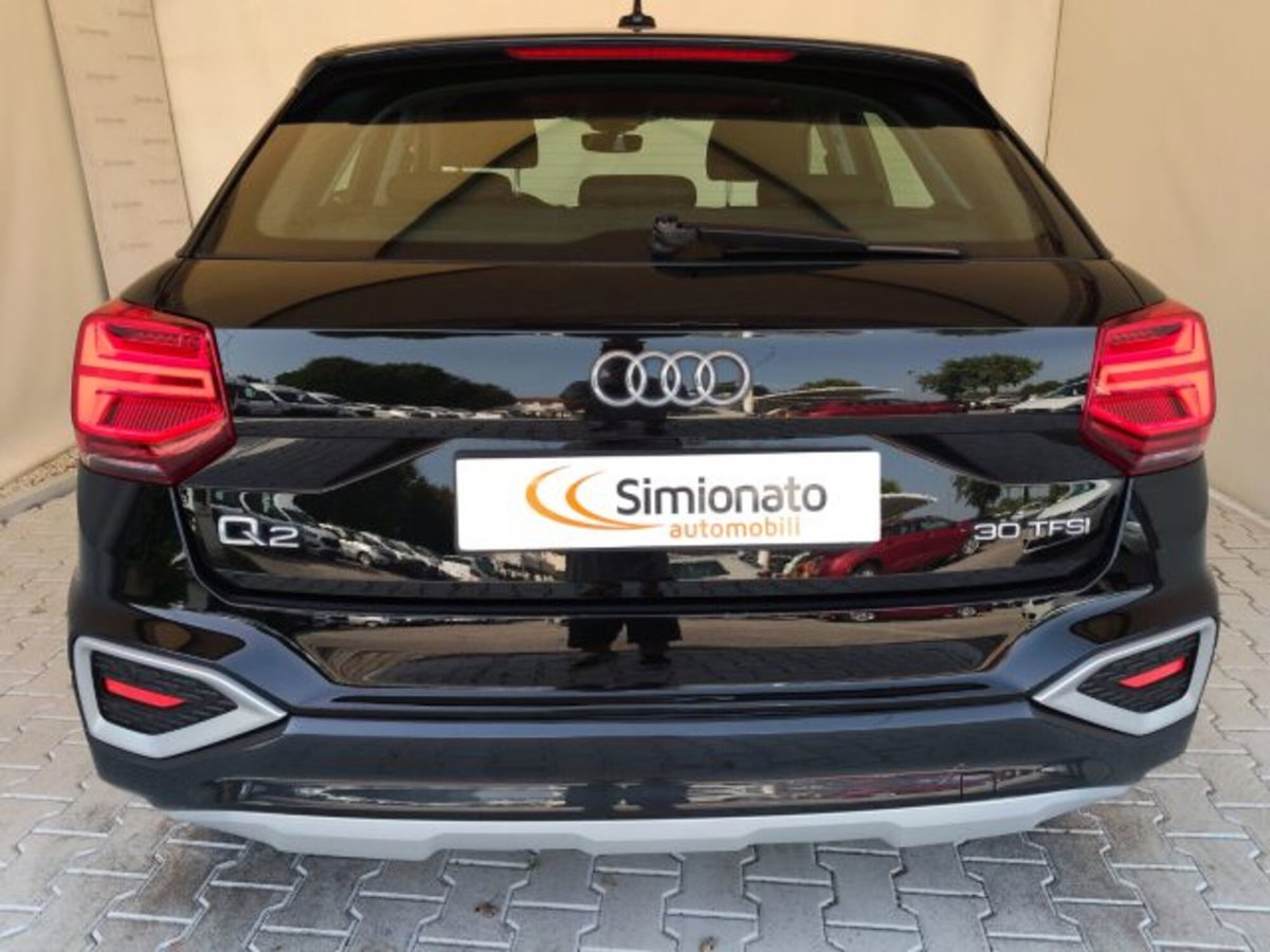 Audi Q2 Q2 30 TFSI Business (5)
