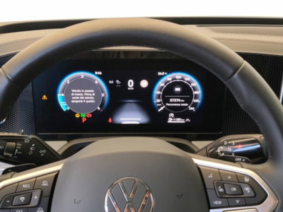 Volkswagen Passat Variant 2.0 TDI SCR EVO DSG Business (17)