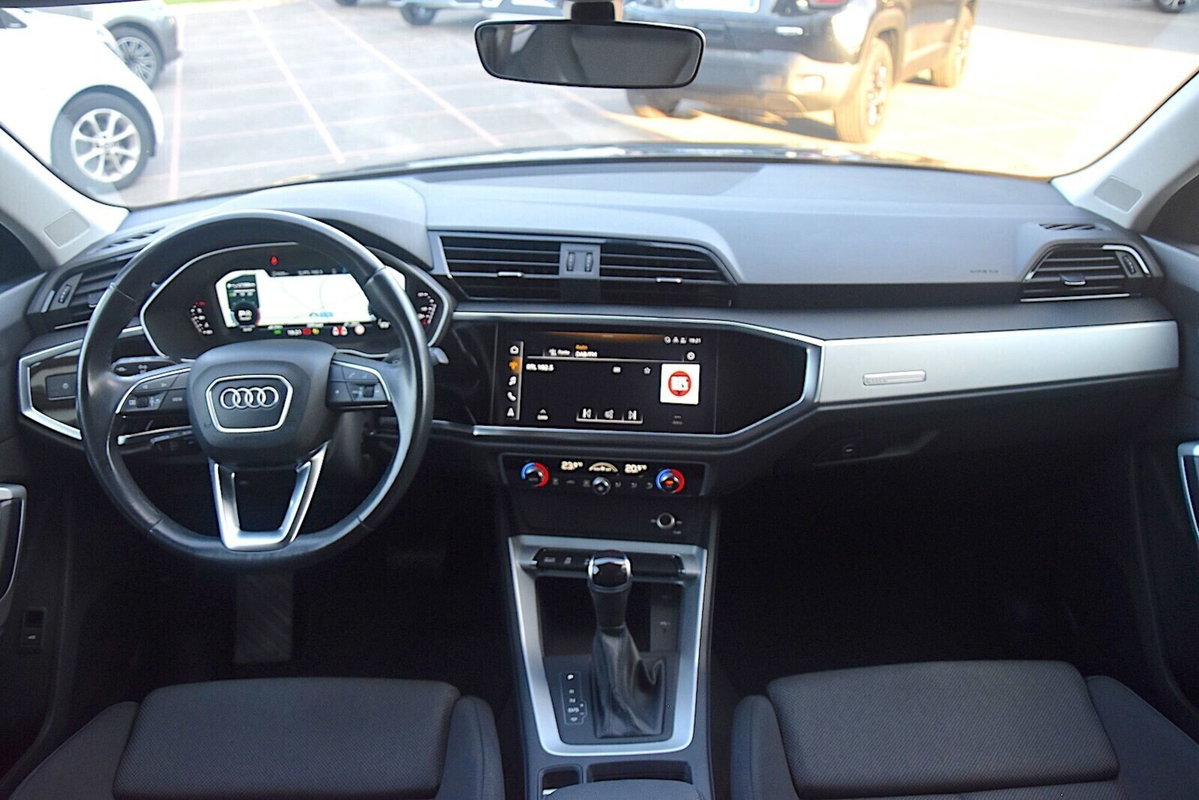 Audi Q3 Sportback 35 TDI quattro S tronic Business Plus (10)