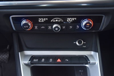 Audi Q3 Sportback 35 TDI quattro S tronic Business Plus (15)