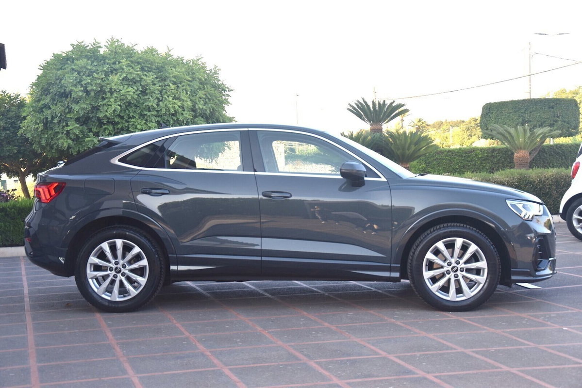 Audi Q3 Sportback 35 TDI quattro S tronic Business Plus (4)