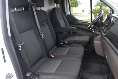 Ford Transit Custom Furgone 270 2.0 TDCi 130 PC-DC Furgone Trend (17)