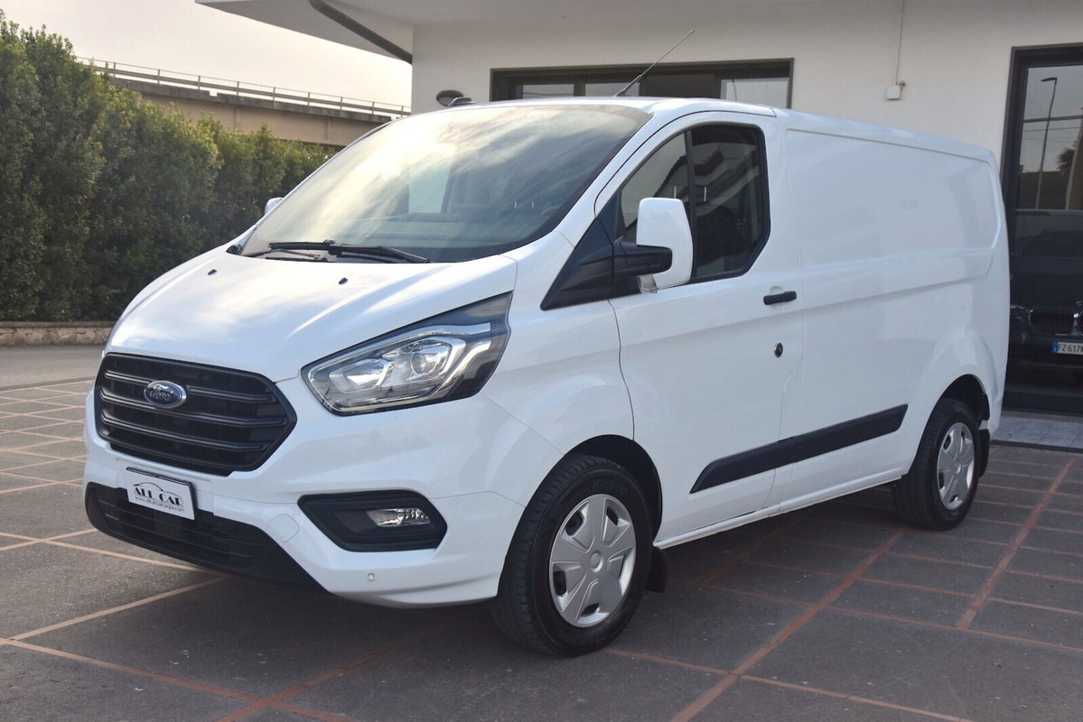 Ford Transit Custom Furgone 270 2.0 TDCi 130 PC-DC Furgone Trend (3)