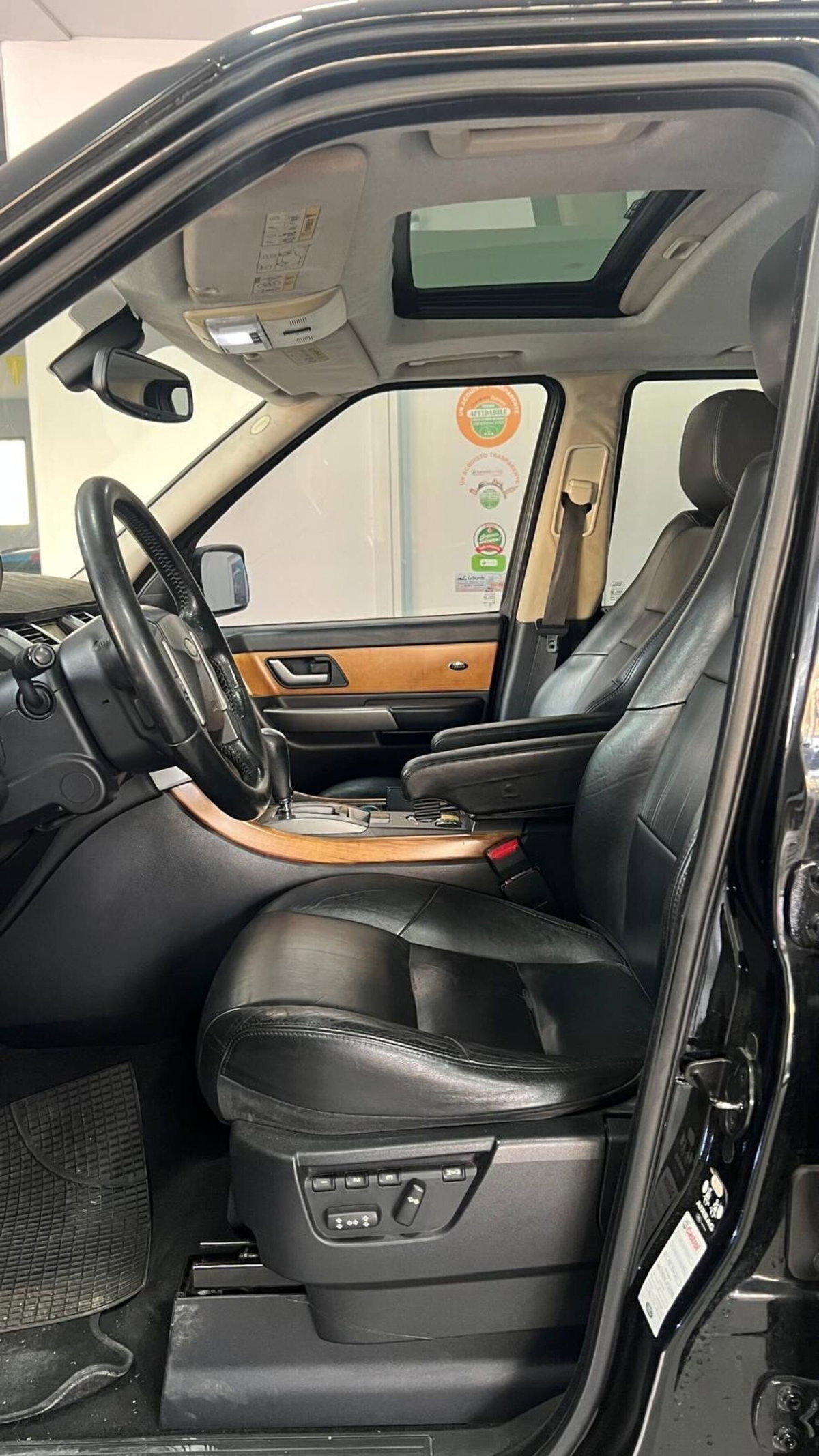 Land Rover Range Rover Sport 2.7 TDV6 HSE (10)