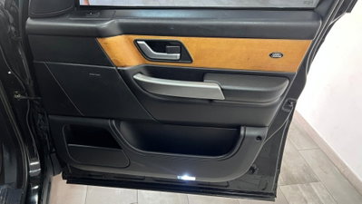 Land Rover Range Rover Sport 2.7 TDV6 HSE (12)