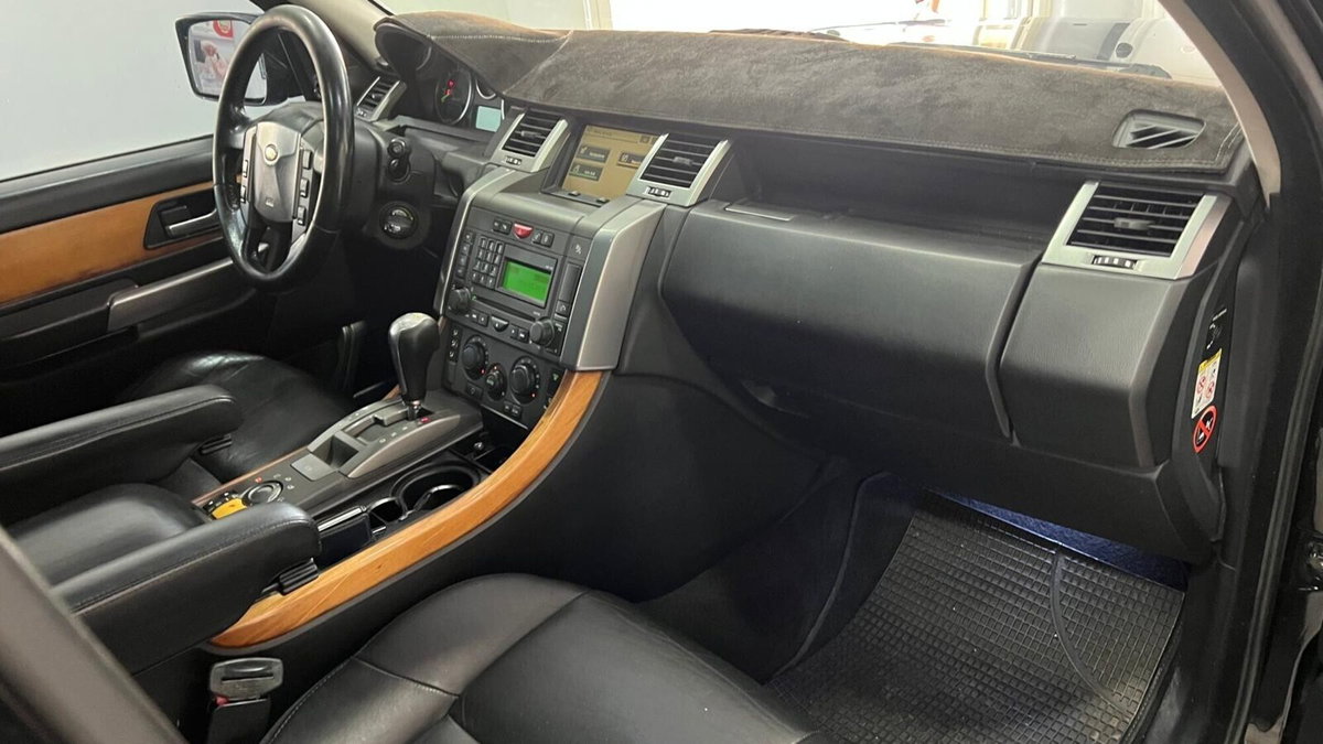 Land Rover Range Rover Sport 2.7 TDV6 HSE (13)