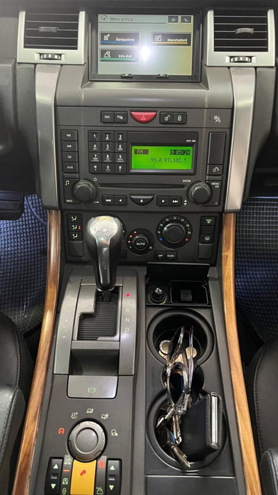 Land Rover Range Rover Sport 2.7 TDV6 HSE (16)