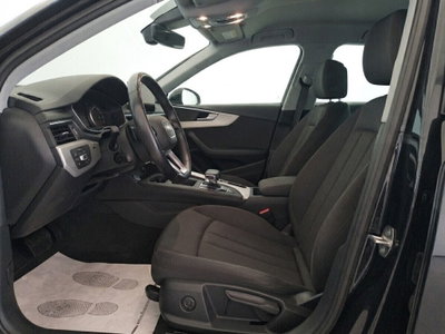 Audi A4 35 TDI/163 CV S tronic Business (8)