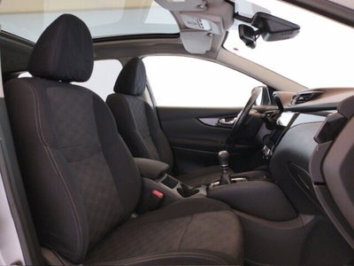Nissan Qashqai 1.5 dCi N-Connecta (13)