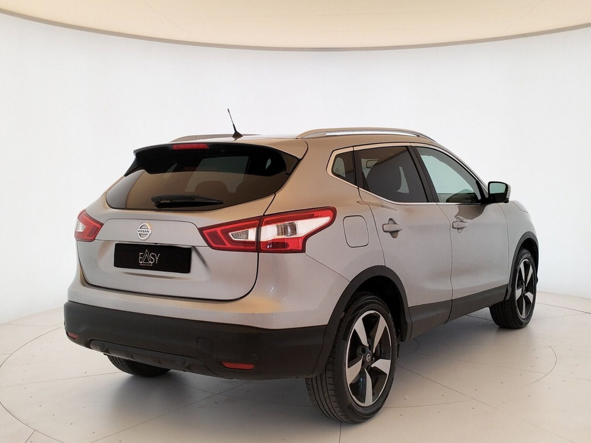 Nissan Qashqai 1.5 dCi N-Connecta (5)