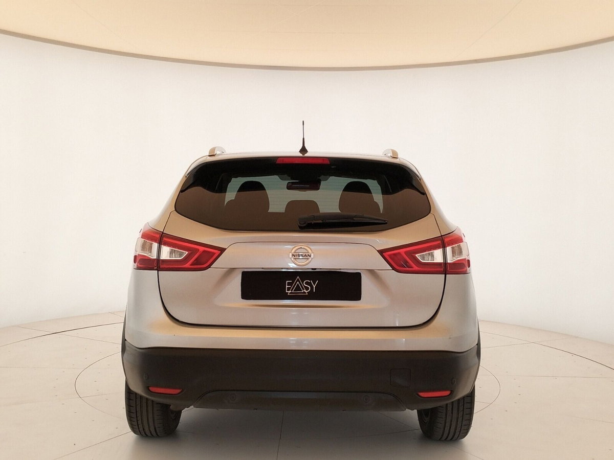 Nissan Qashqai 1.5 dCi N-Connecta (6)