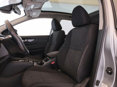 Nissan Qashqai 1.5 dCi N-Connecta (9)