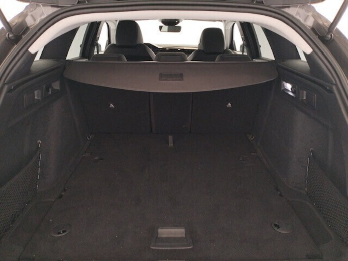 Peugeot 308 SW BlueHDi 130 S&S EAT8 Allure Pack (12)