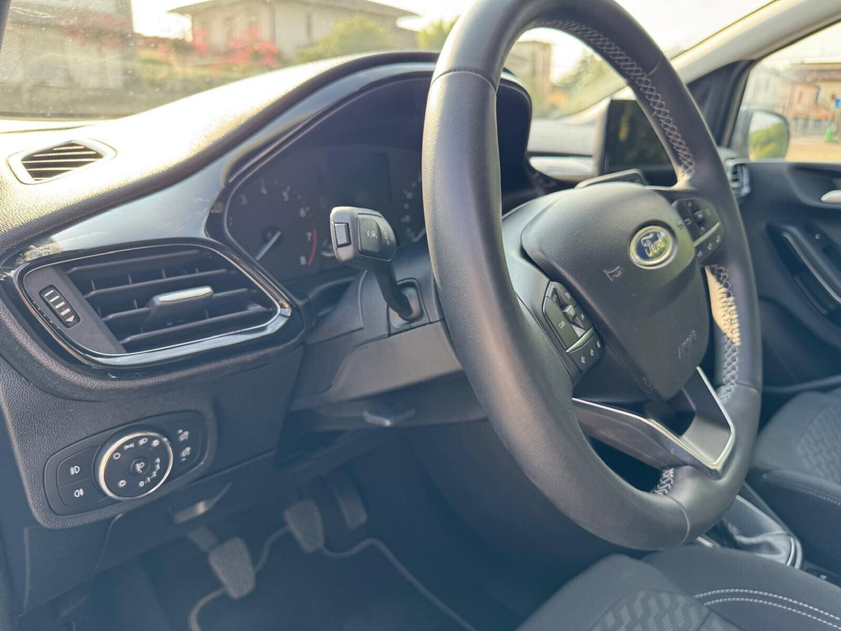 Ford Fiesta 1.0 Ecoboost Hybrid 125 CV DCT 5 porte ST-Line (19)