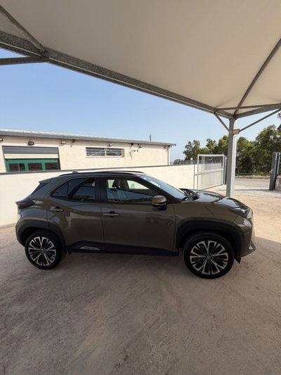 Toyota Yaris Cross 1.5 Hybrid 5p. E-CVT Lounge (2)