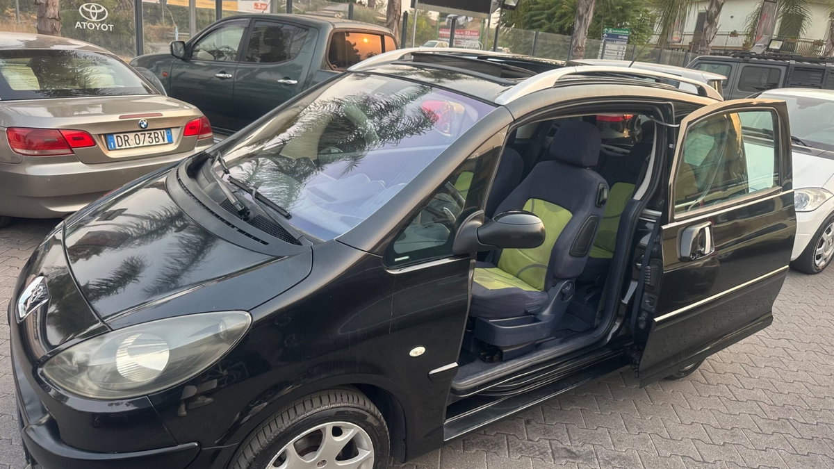 Peugeot 1007 1.6 Sporty 2Tronic