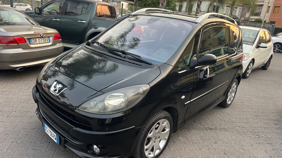 Peugeot 1007 1.6 Sporty 2Tronic (2)
