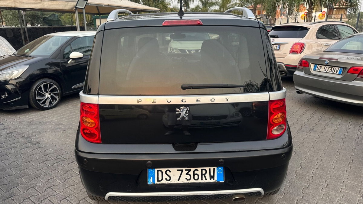 Peugeot 1007 1.6 Sporty 2Tronic (7)