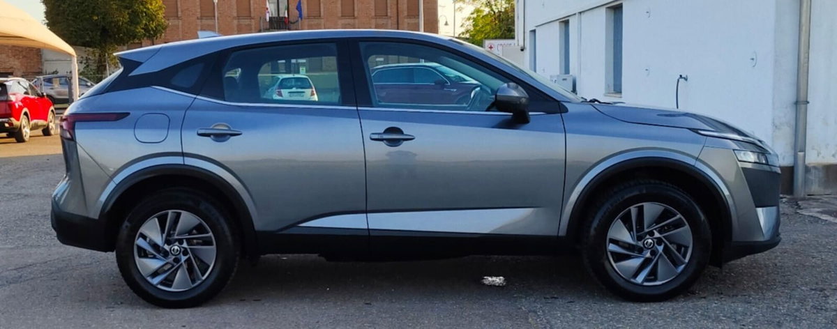 Nissan Qashqai 1.3 mhev Tekna 4wd 158cv xtronic (6)