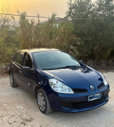 Renault Clio 1.5 dCi 70CV 5 porte Confort (2)
