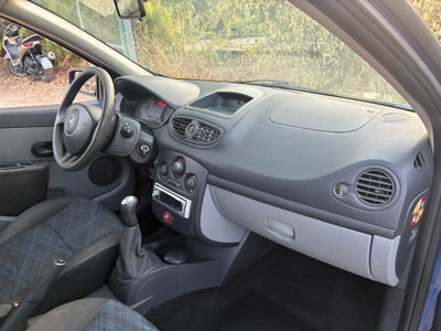 Renault Clio 1.5 dCi 70CV 5 porte Confort (8)