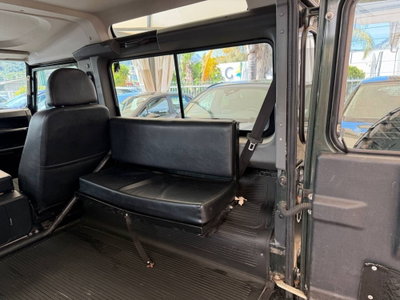 Land Rover Defender 90 2.4 TD4 Pick Up S (10)