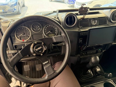 Land Rover Defender 90 2.4 TD4 Pick Up S (7)